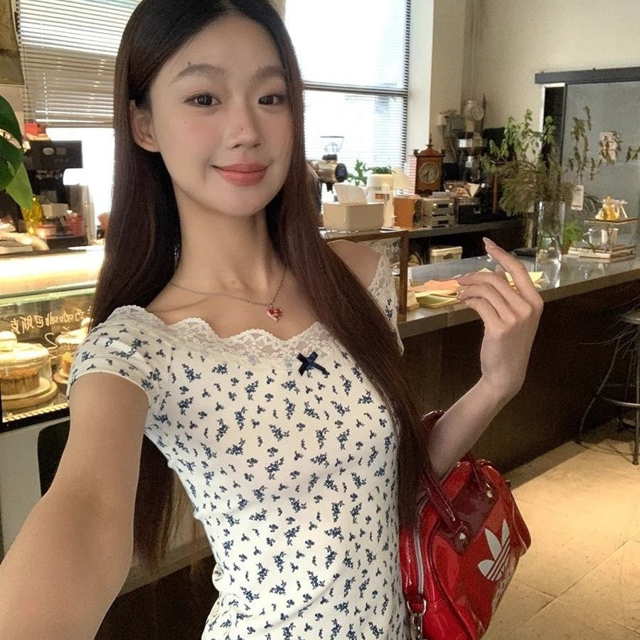 T-Shirts Women's