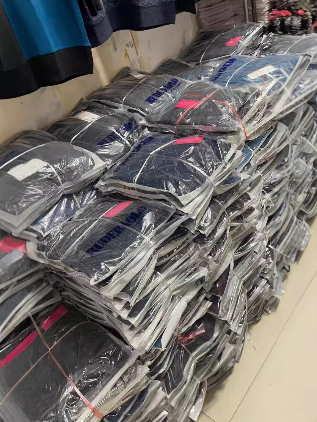 Tops Men's